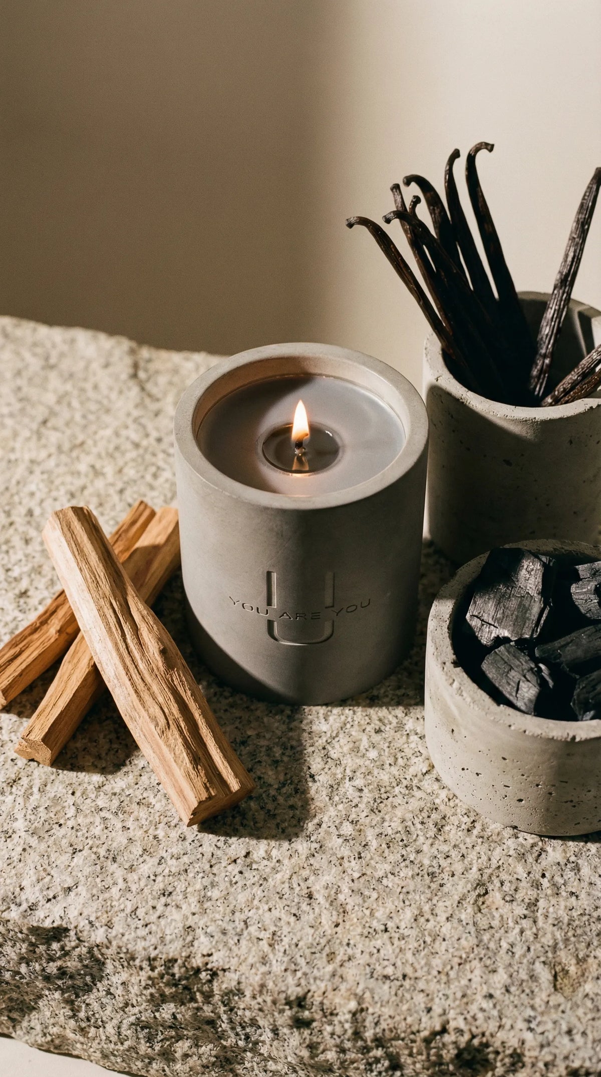 Affa Noir - Sandalwood & Amber